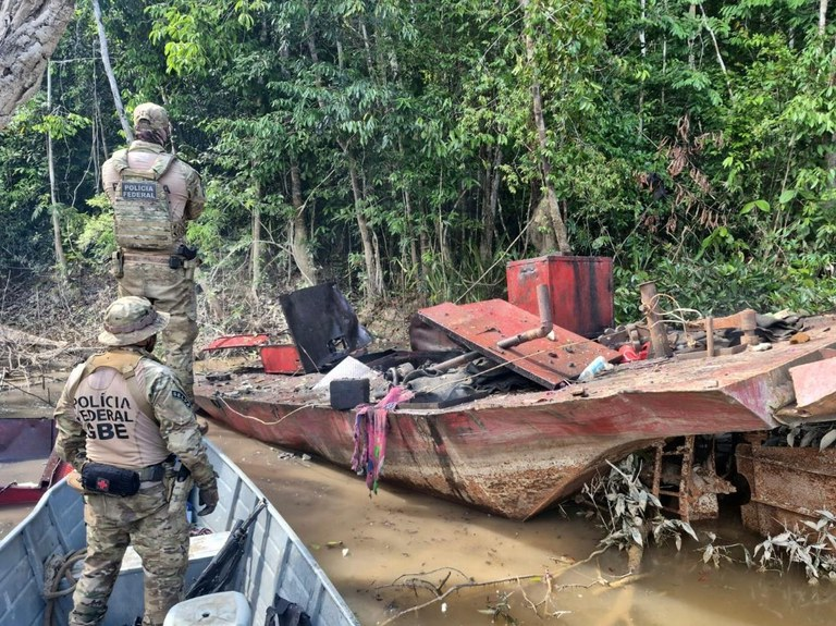 OPERAÇÃO KAMPÔ - PF, ICMBio e Funai Desmontam Garimpo Ilegal em Rios da Amazônia durante Operação Kampô